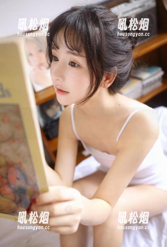 观看各路神仙的集结，17c吃瓜带你飞入奇幻八卦世界！