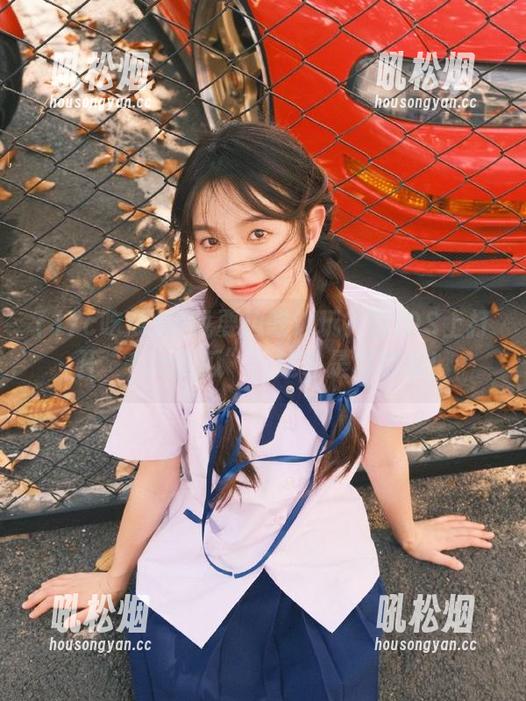 谁说要边吃边玩？在iOS上打开“17c吃瓜”，这才是真吃瓜！
