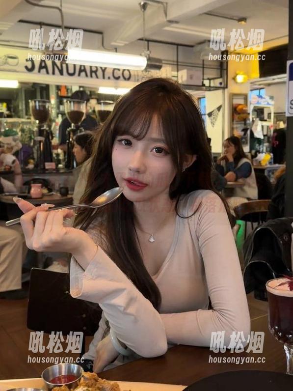 从未见过的瓜！下载51爆料，时刻保持你的吃瓜状态，别落后哦！