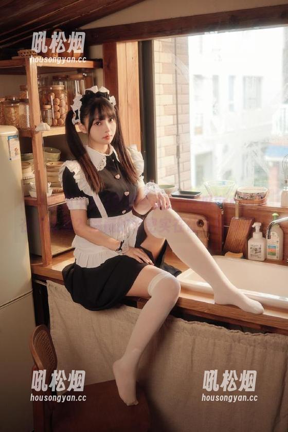 猜猜今天91吃瓜中心网页在吃啥瓜？潜藏的秘密实在让人好奇呢！