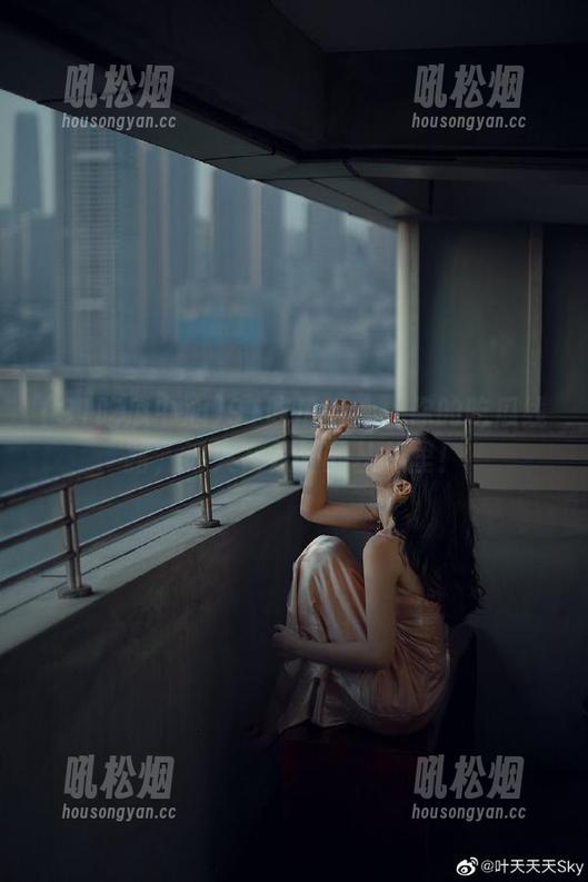91吃瓜中心：你的吃瓜线路，迷失在八卦的丛林里！