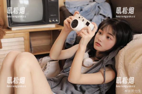 91吃瓜中心 今日吃瓜蜜语:下载91吃瓜中心,瓜皮都懒得削了!
