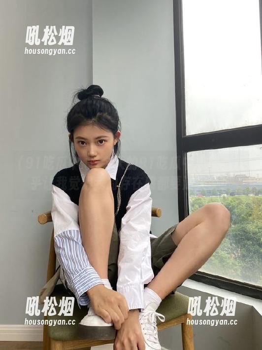 今天的91吃瓜中心视频几乎让我觉得我的存在感都要消失了！