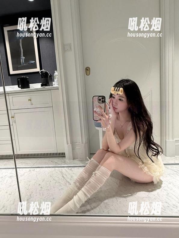 点开99吃瓜，吃瓜越多，脑容量越小，永不迷路的只剩八卦啦！