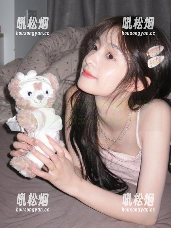 亲们，cgw官网新推的八卦简直是我心灵的双冠王，心疼我的钱包！