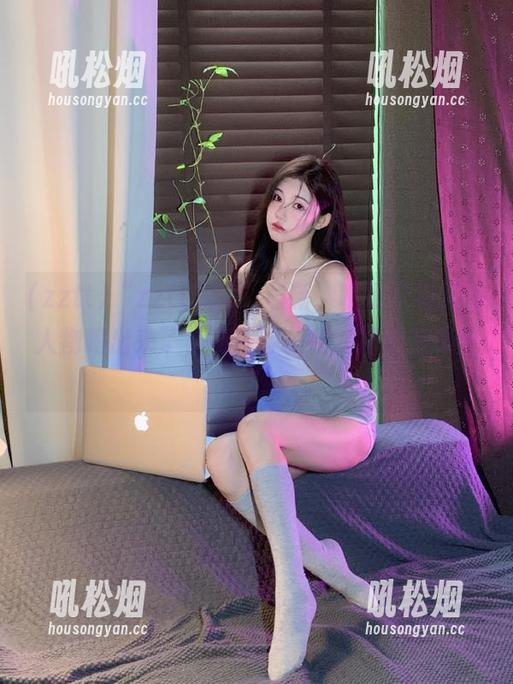 “zztt333”最新，听说又有新的人物跑出来了，简直像是在撒糖还是泼墨？
