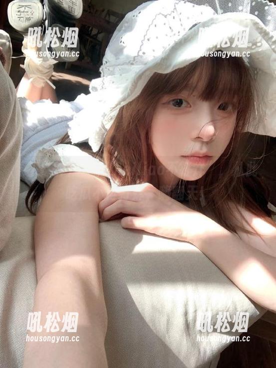 下载“heiliao不打烊”，从此吃瓜不再打烊，嗨翻天！