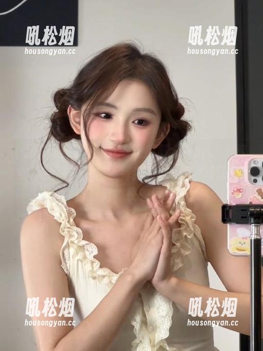 五一吃瓜群众 五一吃瓜群众App:分享的不止是八卦,还有我从未公开的假期懒惰秘籍,快来围观!
