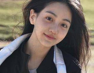 吃瓜网苹果版，瓜太郎分分钟教你如何优雅地吃瓜！