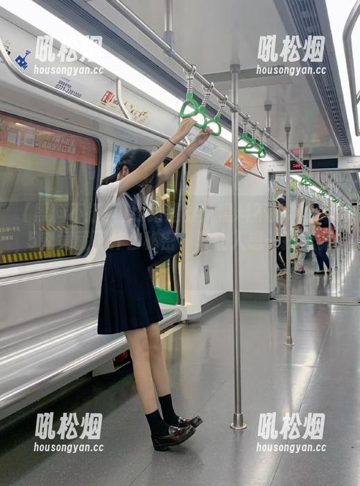 线路迷雾：黑料不打料2025究竟藏了什么秘密，真让人想一探究竟！