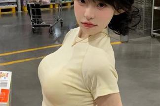 吃瓜好时光，快来观看黑料不打烊的惊人发现，谁把水果摔成了这个样子？