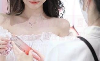 黑料不打烊，直达2025，快来看看谁在偷吃瓜！