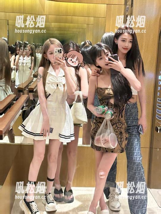 首页神评论：黑料不打烊的瓜，谁是下个主角，真想知道。