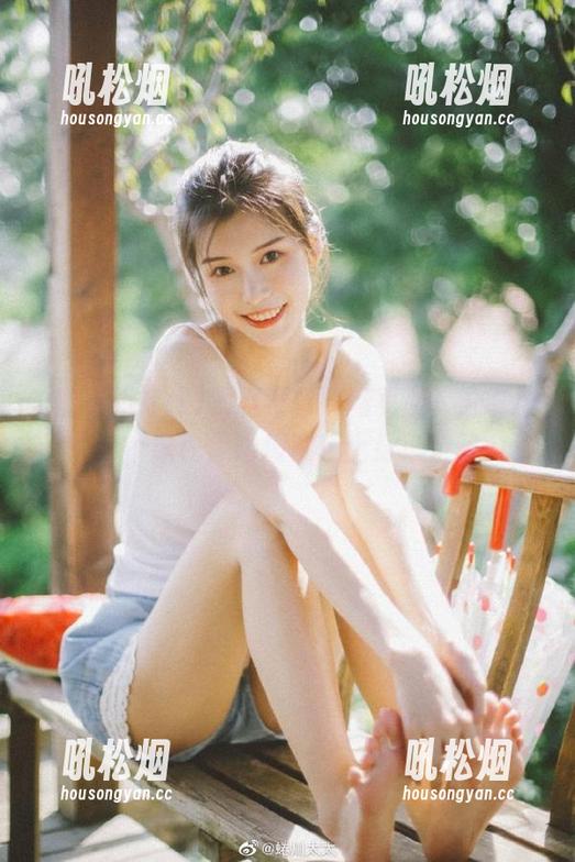 黑料不打烊网页版：分享个瓜，保姆级欢乐上身！