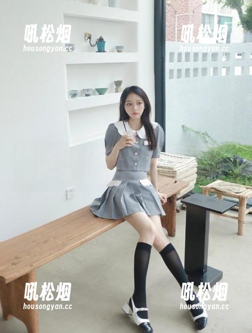 烧烤老板娘的烤肉哲学，入口那一刻，黑料正能量就是一门艺术！