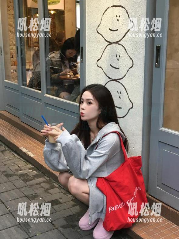 黑料社 最新一波!黑料社网站上那些让人打哈欠的瓜…哈哈!