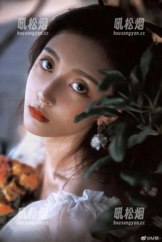 为啥黑料网的iOS界面总带点神秘感？跟“.”真有关系，不信你点开试试！