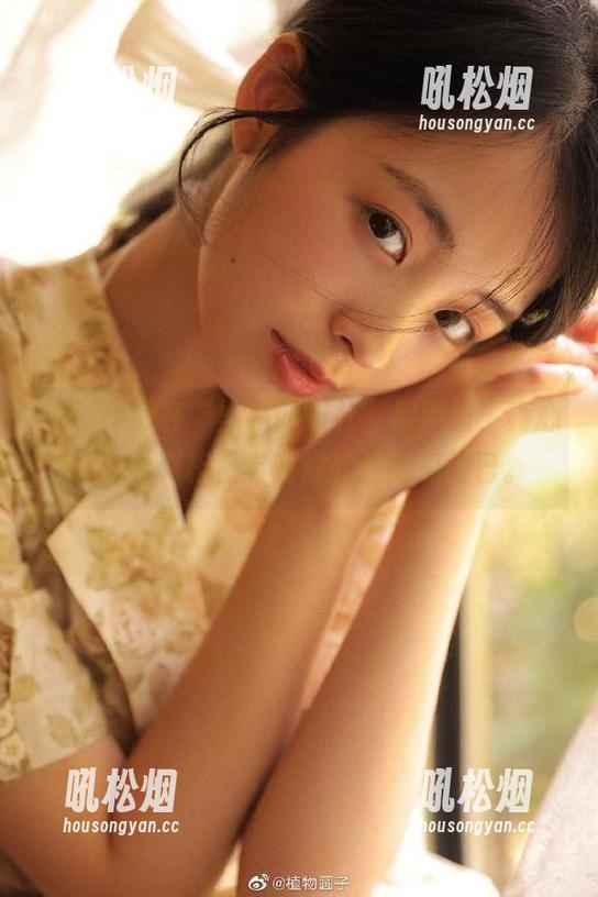在“黑料网爆社”视频里，真心不想看真相，有时候就想吃瓜而已。